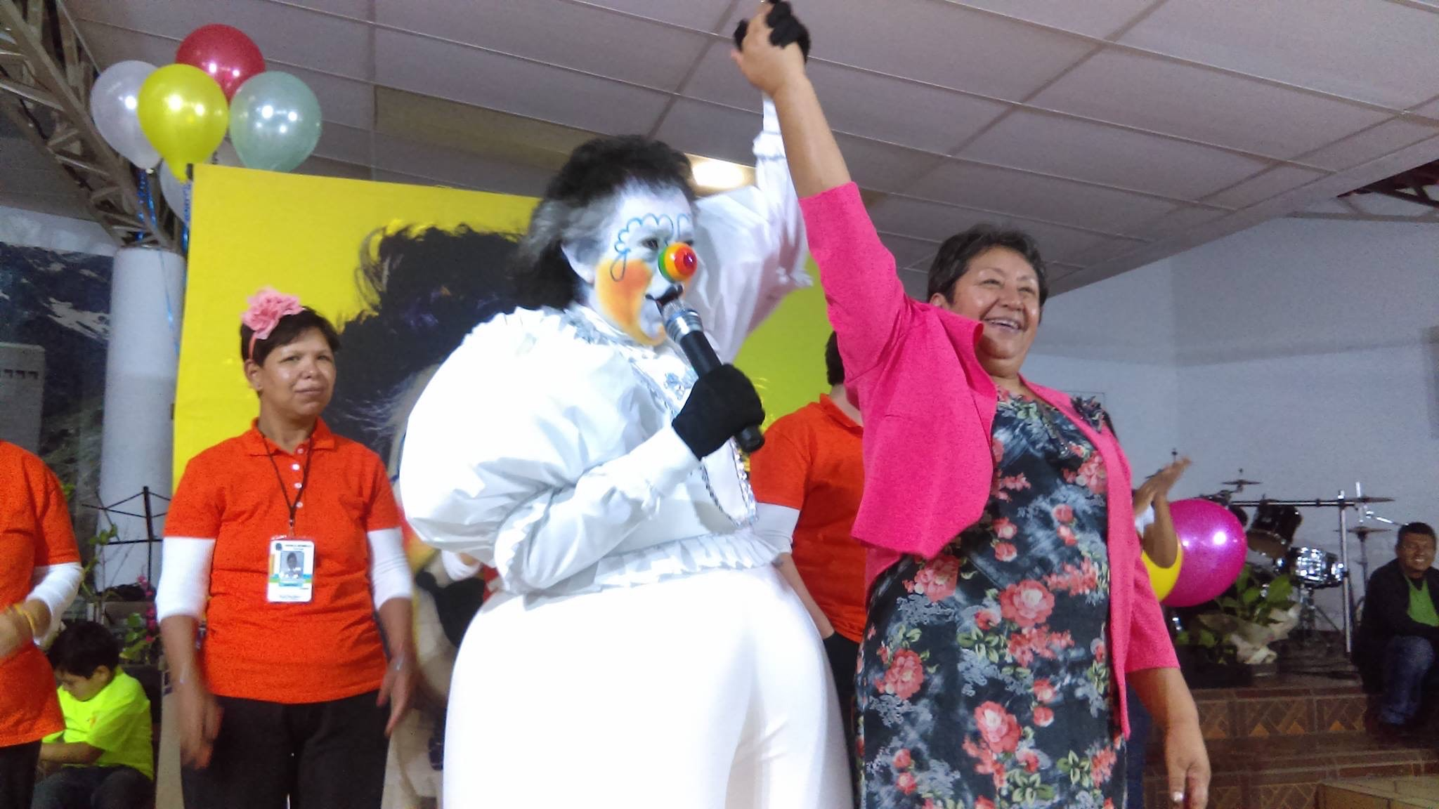 Rosilia Ruiz Guerra en actividades del centro
